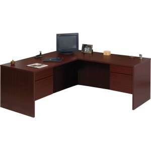 Managerial L-Desk 3/4 Pedestal