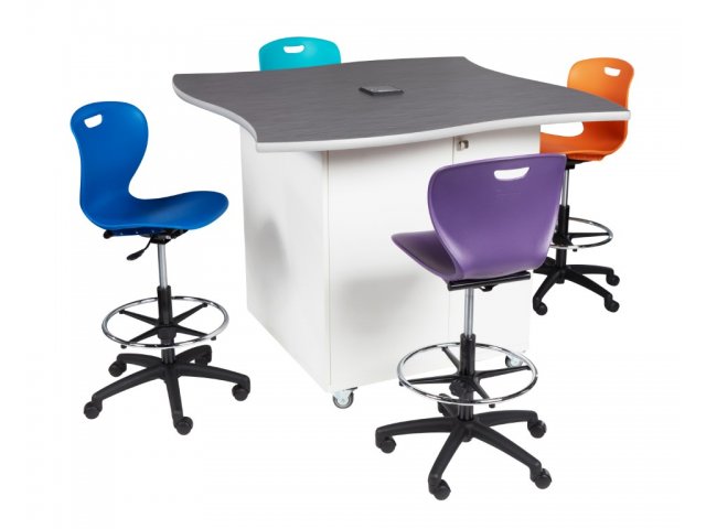 Shown with optional Power Port and ZED stools.